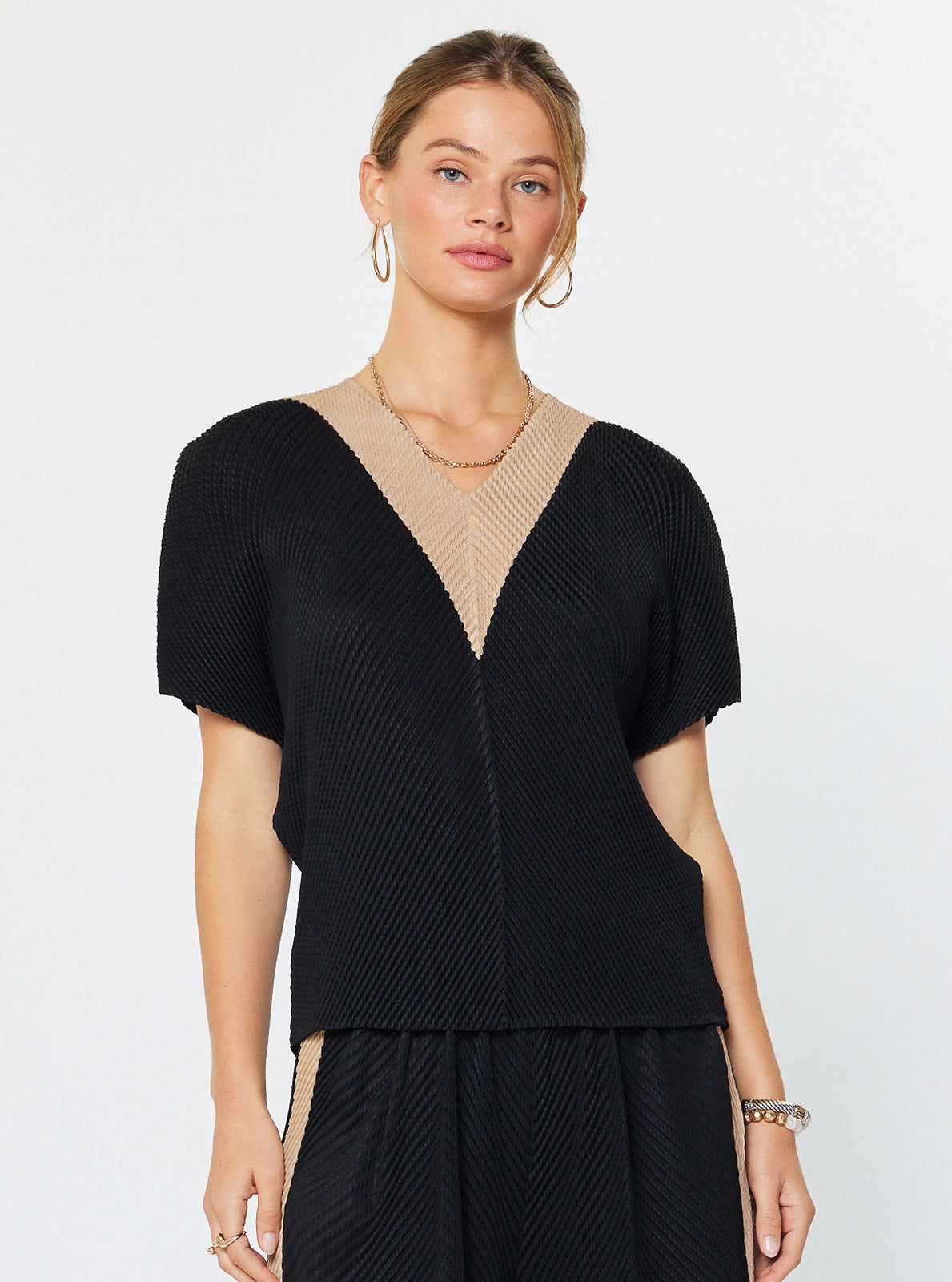 Black Pleated Contrast Set
