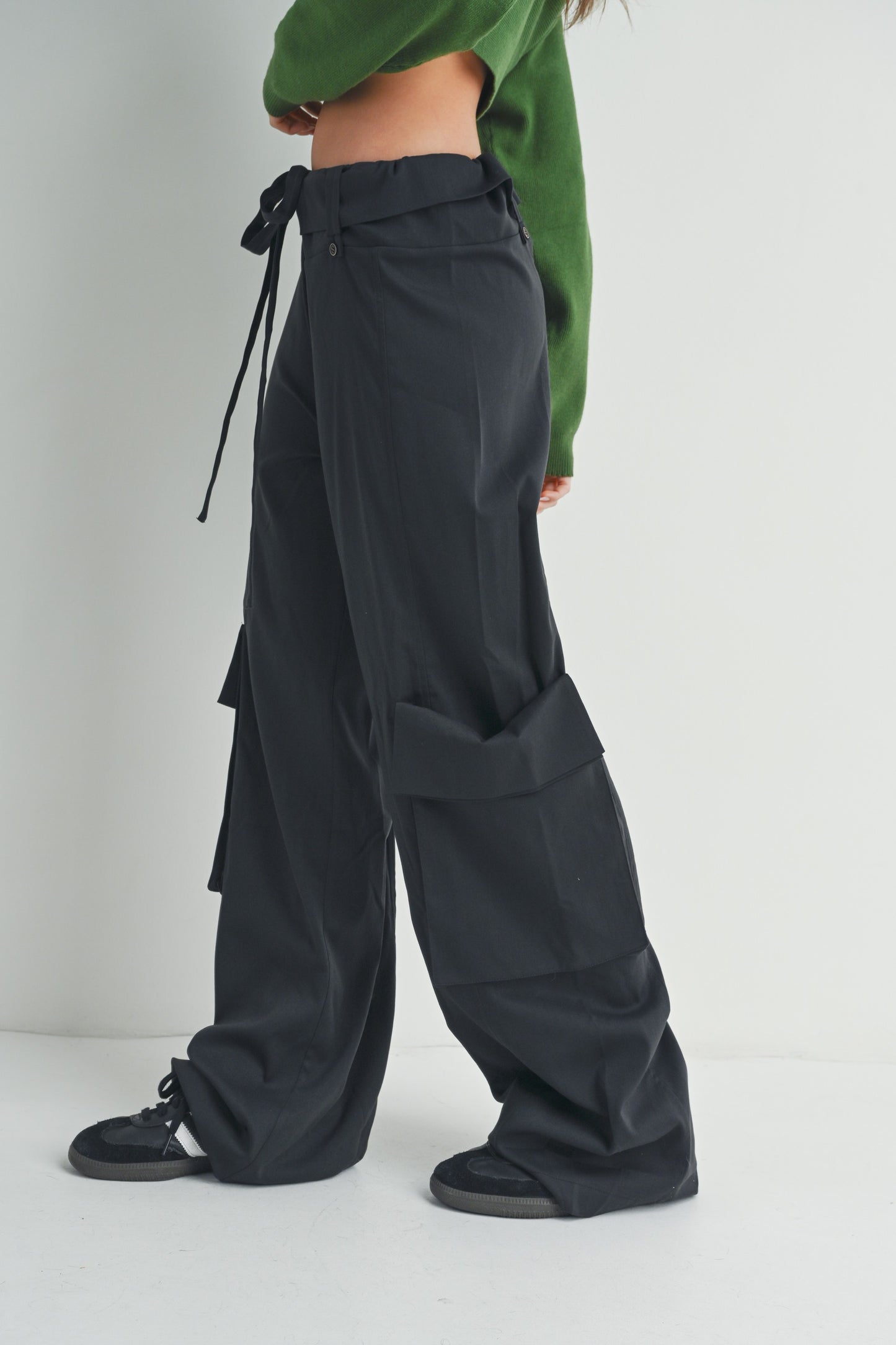 Ava Cargo Pants-Black