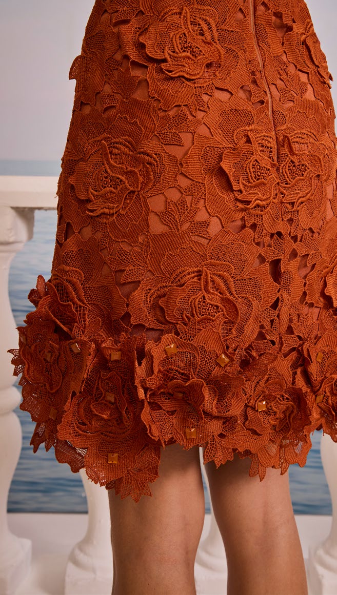 Short Dress Guippir Flowers