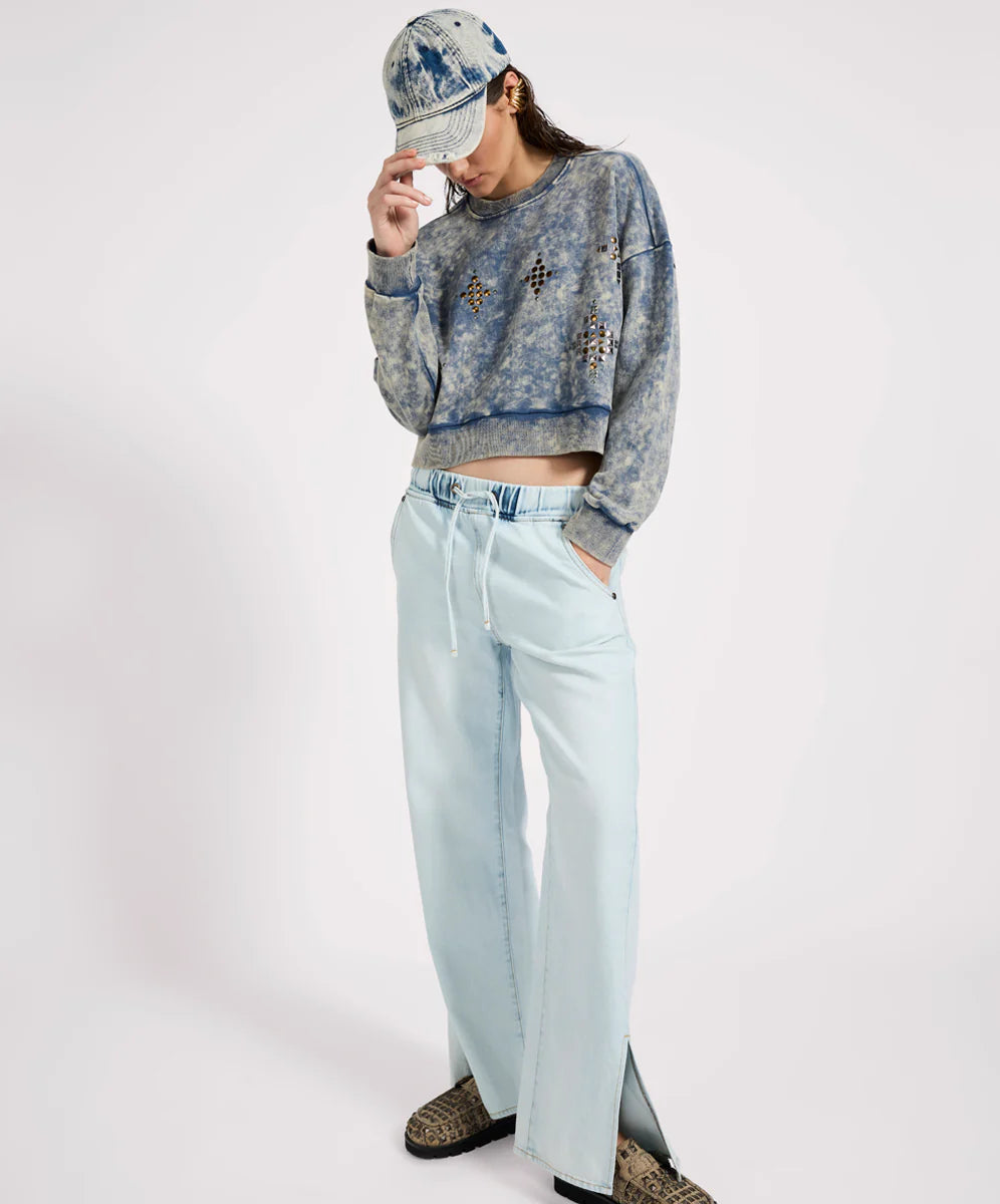 Fleece Cropped Star Studded Sweater - Acid Wash Blue