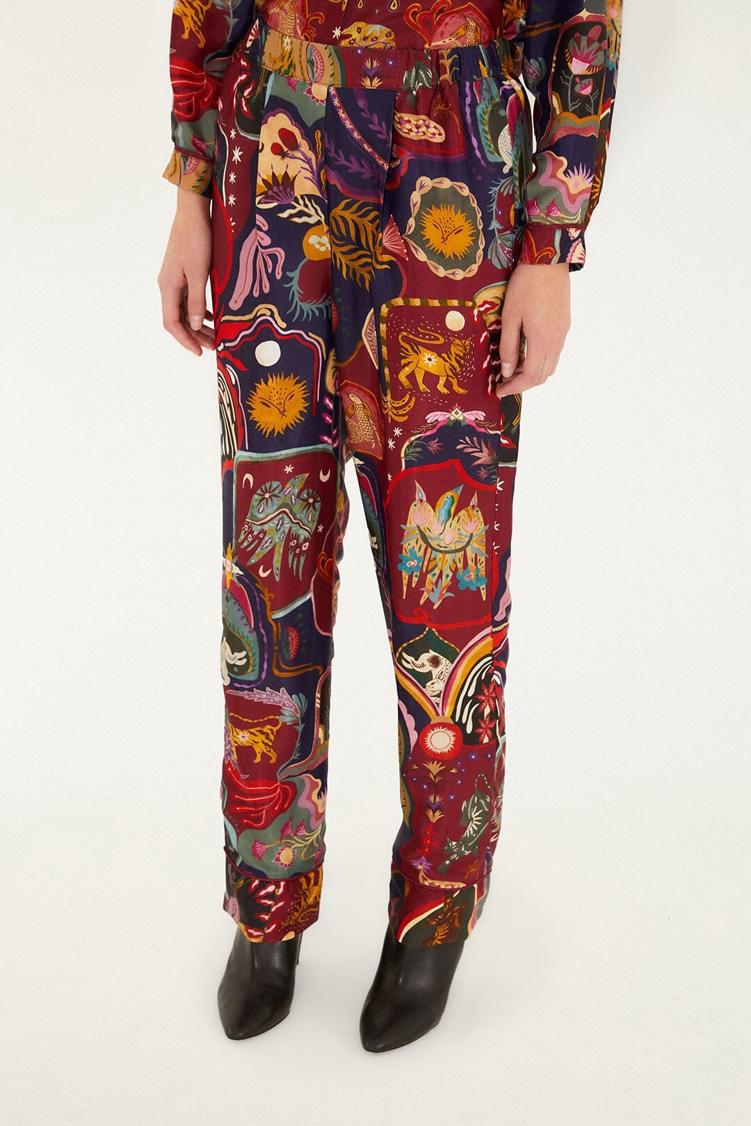 Multicolor Artsy Surreal Land Lenzing Microvero Viscose Set