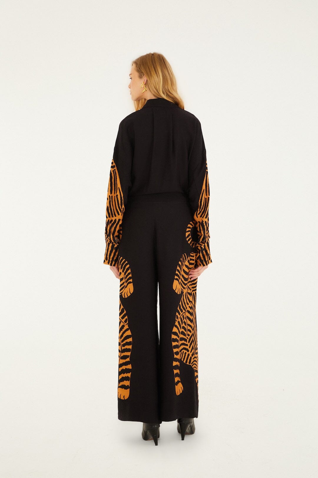 Black Tiger Long Sleeve Set