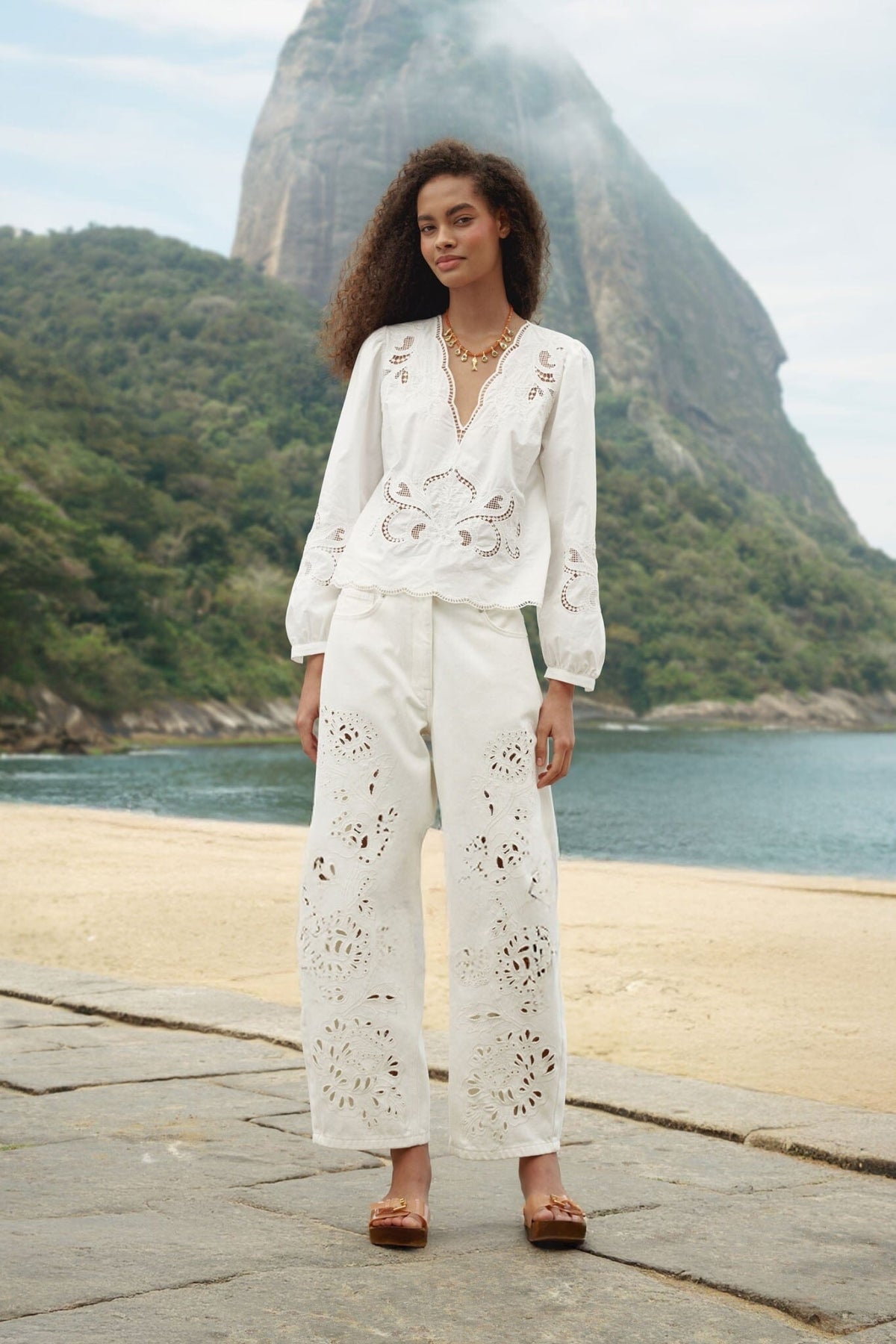 White Richelieu Twill Denim Pants