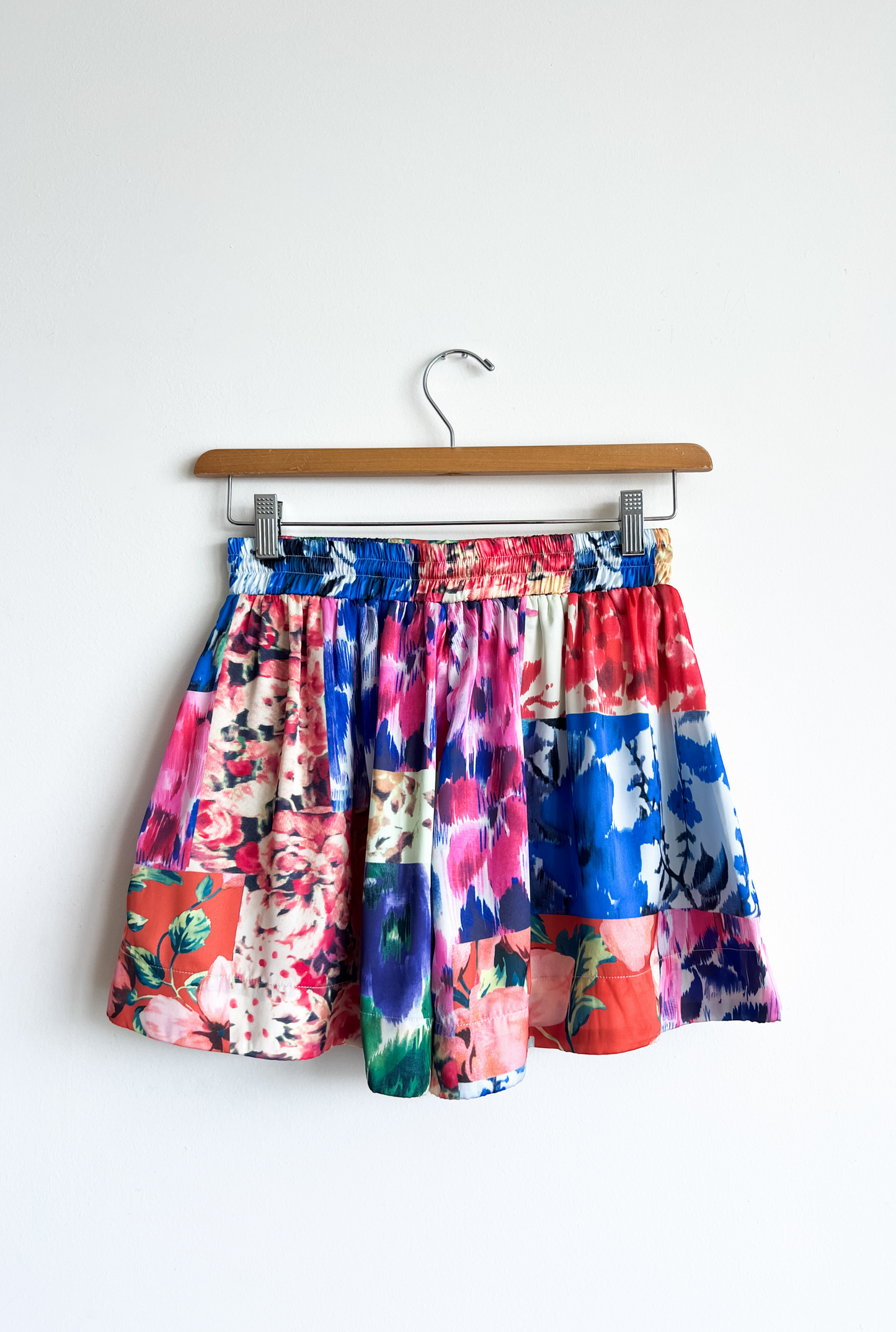 Flowey Shorts Set