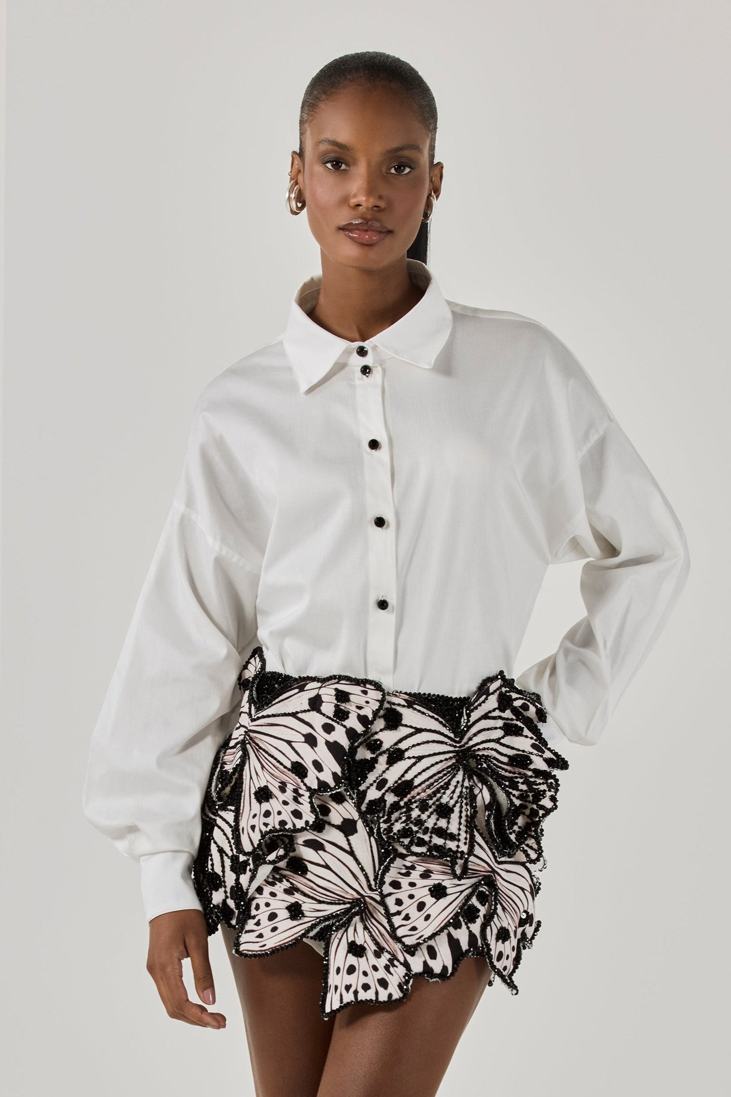 BUTTERFLY EMBROIDERED MINI SKIRT (RUNWAY)