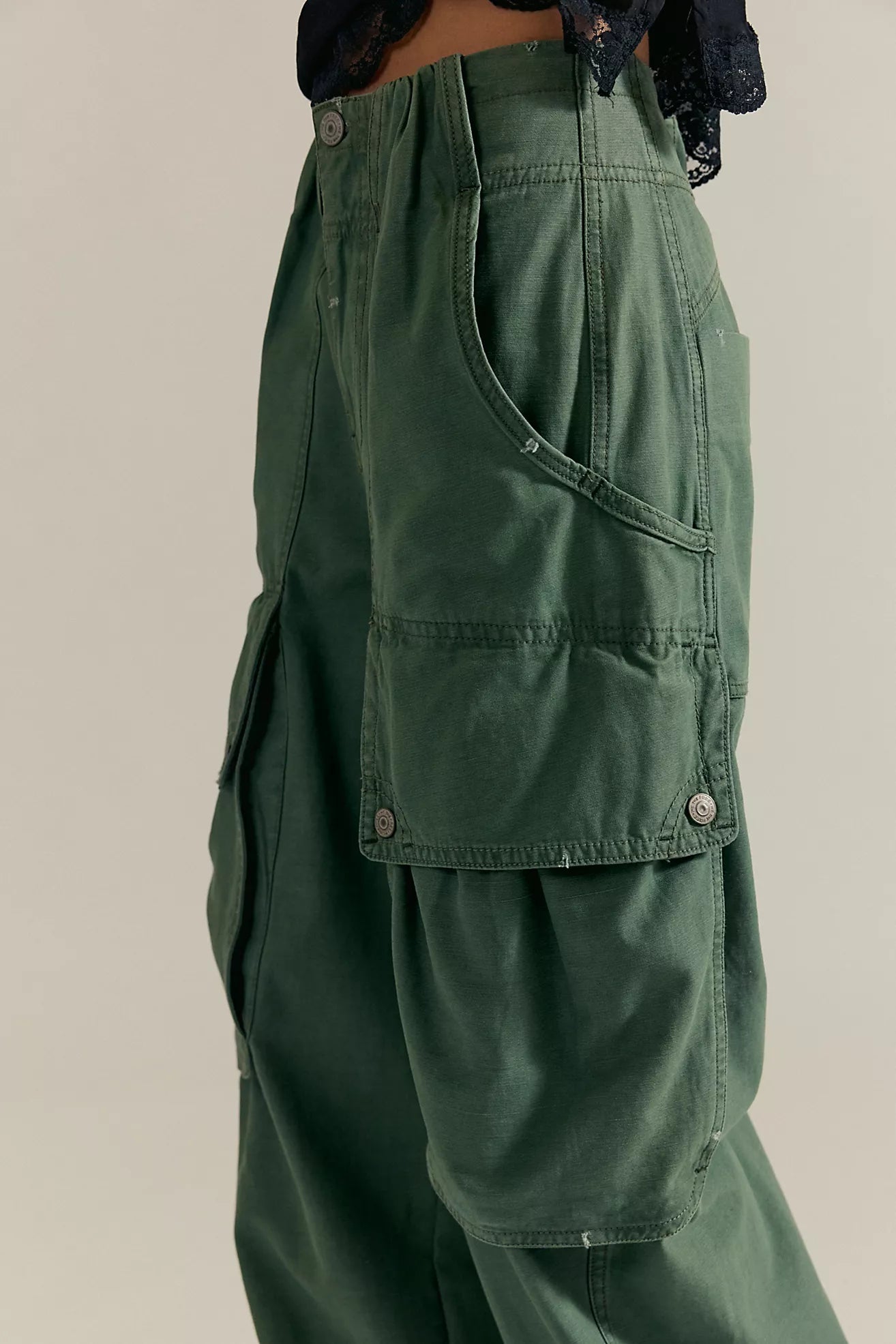 Brentwood Slouch Pant In Aged Green