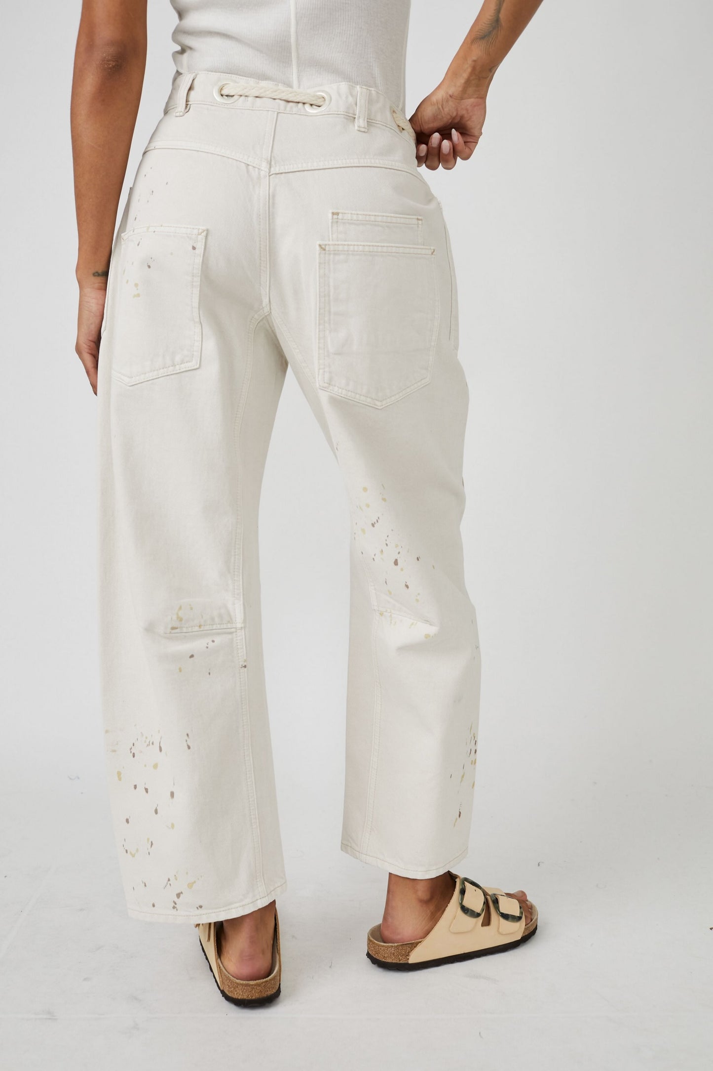 Moxie Low Slung Pull On Barrel Wide Leg-White