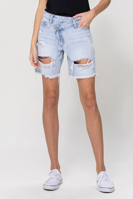 Criss Cross Mom Denim shorts