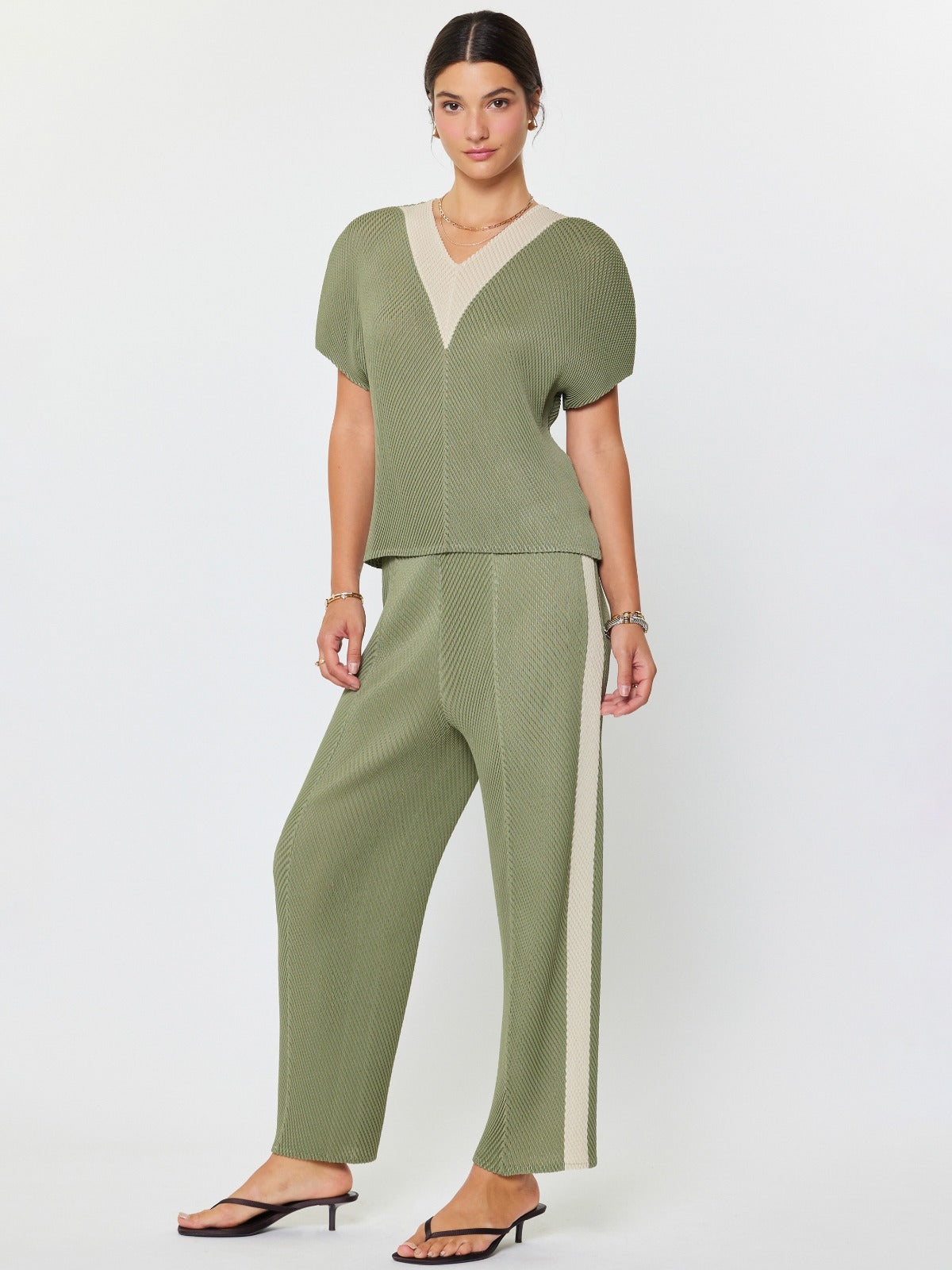Olive Pleated Contrast Set