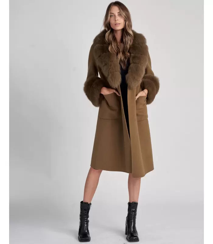 Milan Cashmere coat with brown fur - Brown